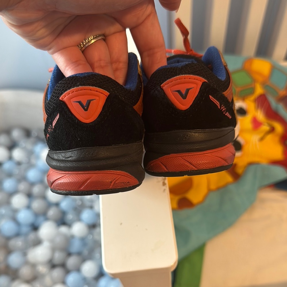 New Balance Kids' Blue and Brown Sneakers - Picture 4 of 7